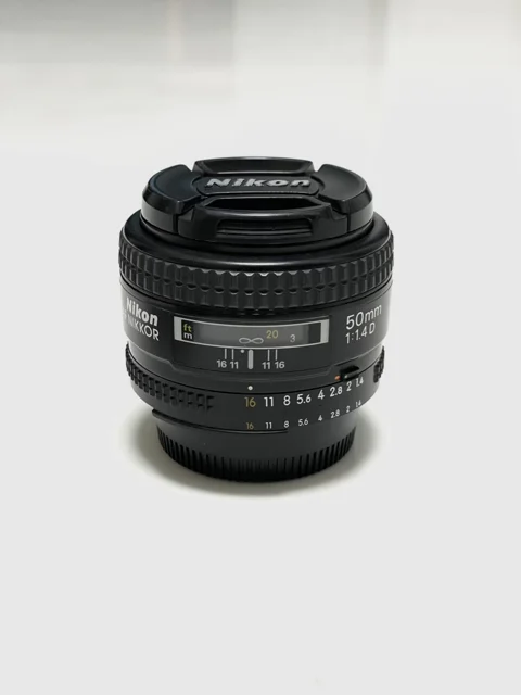 لنز Nikon 50mm f1.4 D (کارکرده، بسیار تمیز)